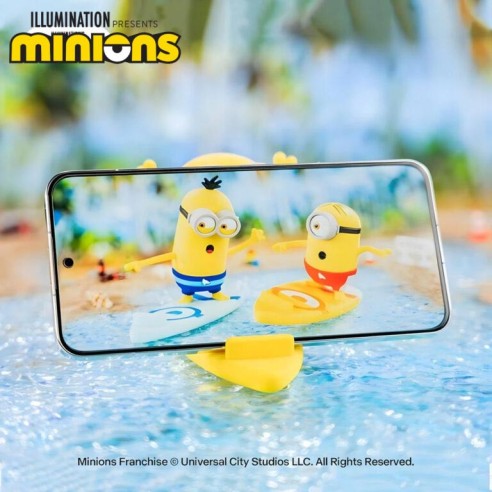 Minions Happy Surfing Phone Holder Blind Box